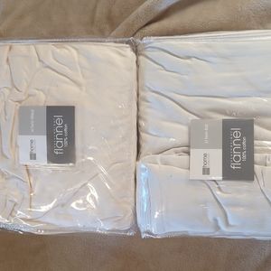 Flannel, XL twin flat sheet and fitted sheet, NWT!
